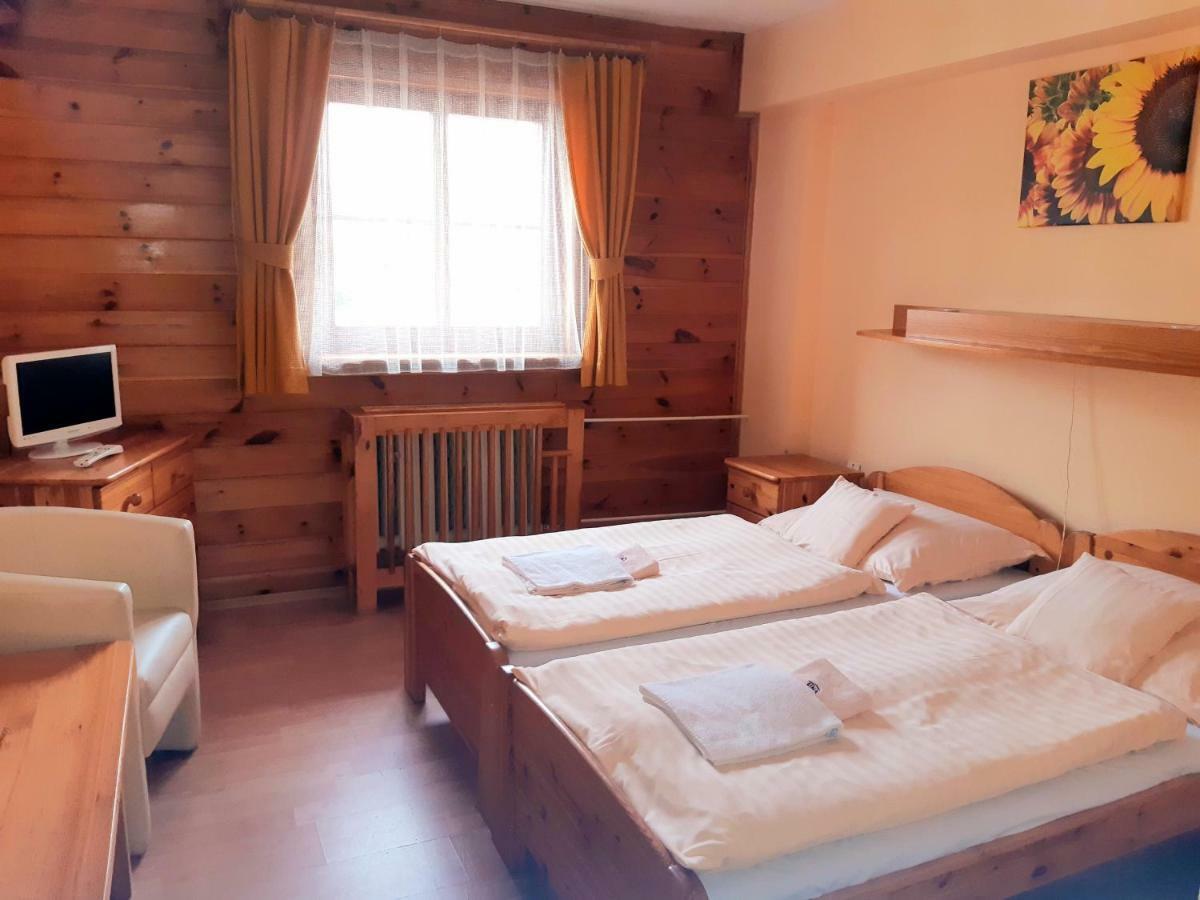 Penzion Una Liptovský Ján Esterno foto
